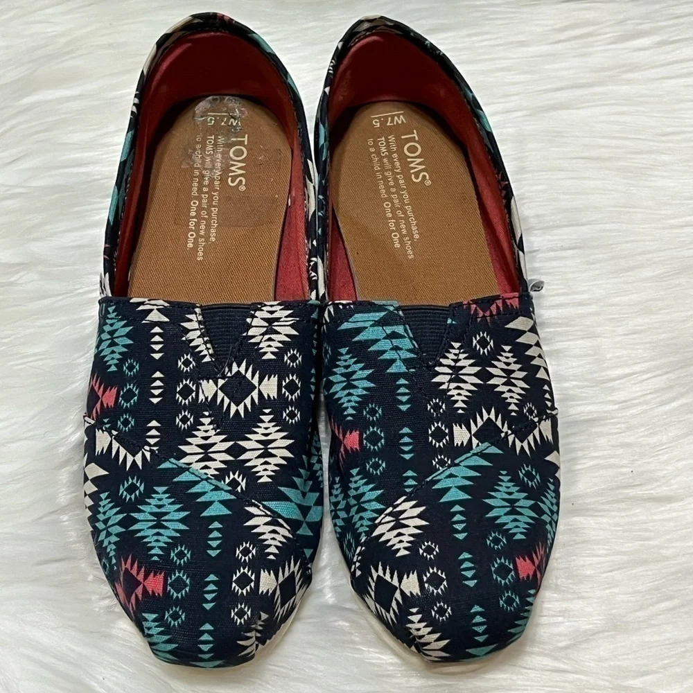 TOM’S Aztec Print Multicolor Women Shoes Sz W7.5